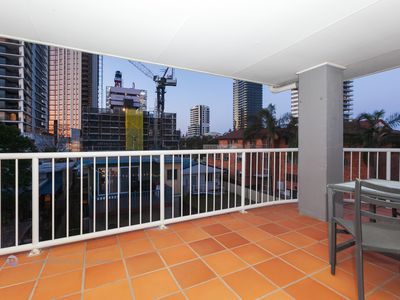 5 / 39-41 Sunbrite Avenue, Mermaid Beach