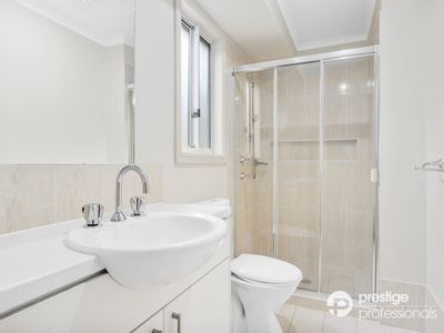 15 Fairway Close, Moorebank