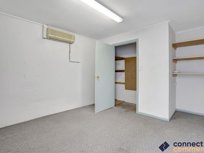 8 / 4 Flagstone Drive, Burleigh Heads