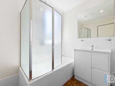 12 / 62-64 Hamilton Road, Bayswater North