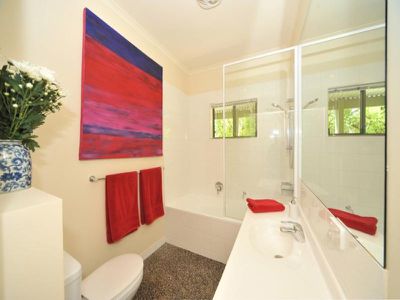 4 Fryers Road, Chewton