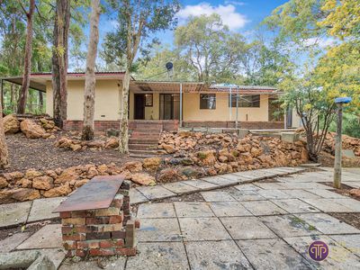 104 Peet Road, Roleystone