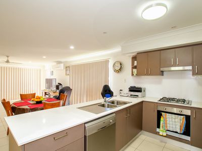 27 Blaxland Road, Urraween