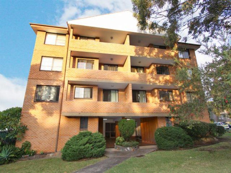 1 / 70 Smith Street, Wollongong