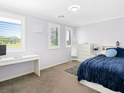 82  Sundowner Parkway (The Gables), Box Hill