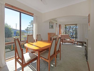 3 Davies Street, Mollymook