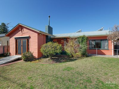 10 CHARLES STREET, Wodonga