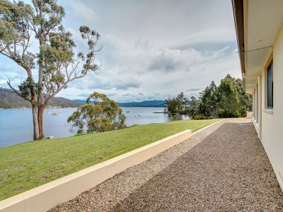 6707 Channel Highway, Deep Bay