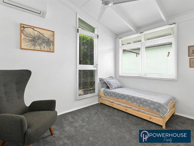 17-19 Tamarind Street, Holloways Beach