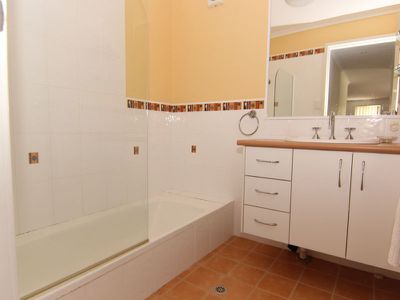 26 Garden Street, Forster