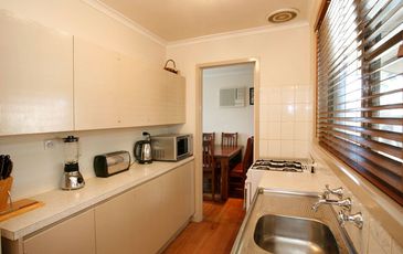 14 Silvan Grove, Hampton Park