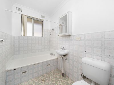 8 / 15 Myee Street, Lakemba