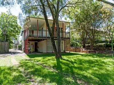 6 Macrae Street, Woodend