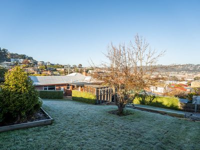 14 Garden Grove, South Launceston