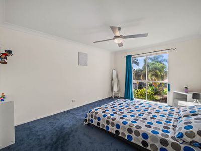 6 Bartlett Terrace, Redland Bay