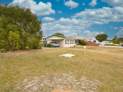 18 Liverpool Street , Shoalwater