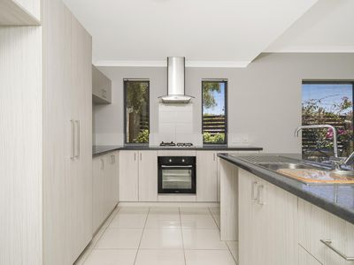 35 Roundhouse Parade, Jindalee