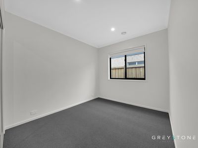 32 Crotone Avenue, Deanside