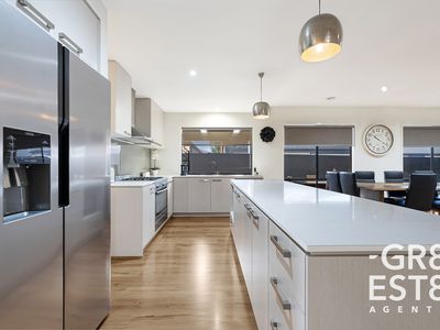 29 Eros Crescent, Cranbourne West