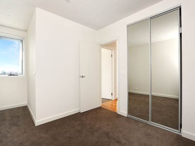 307 / 7 Warrs Avenue, Preston