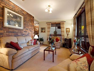 72 Greenview Avenue, Rochedale South