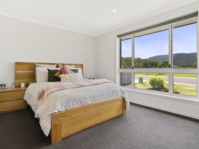 1 / 4 Dorgan Court, Cygnet
