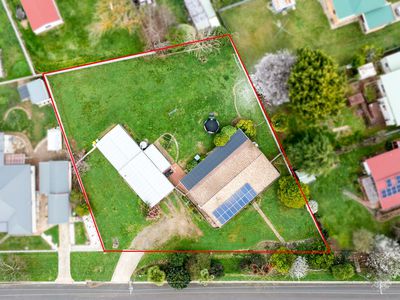 7 Carr Street, Crookwell