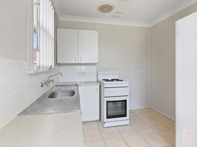 6 Windermere Avenue, Woodberry