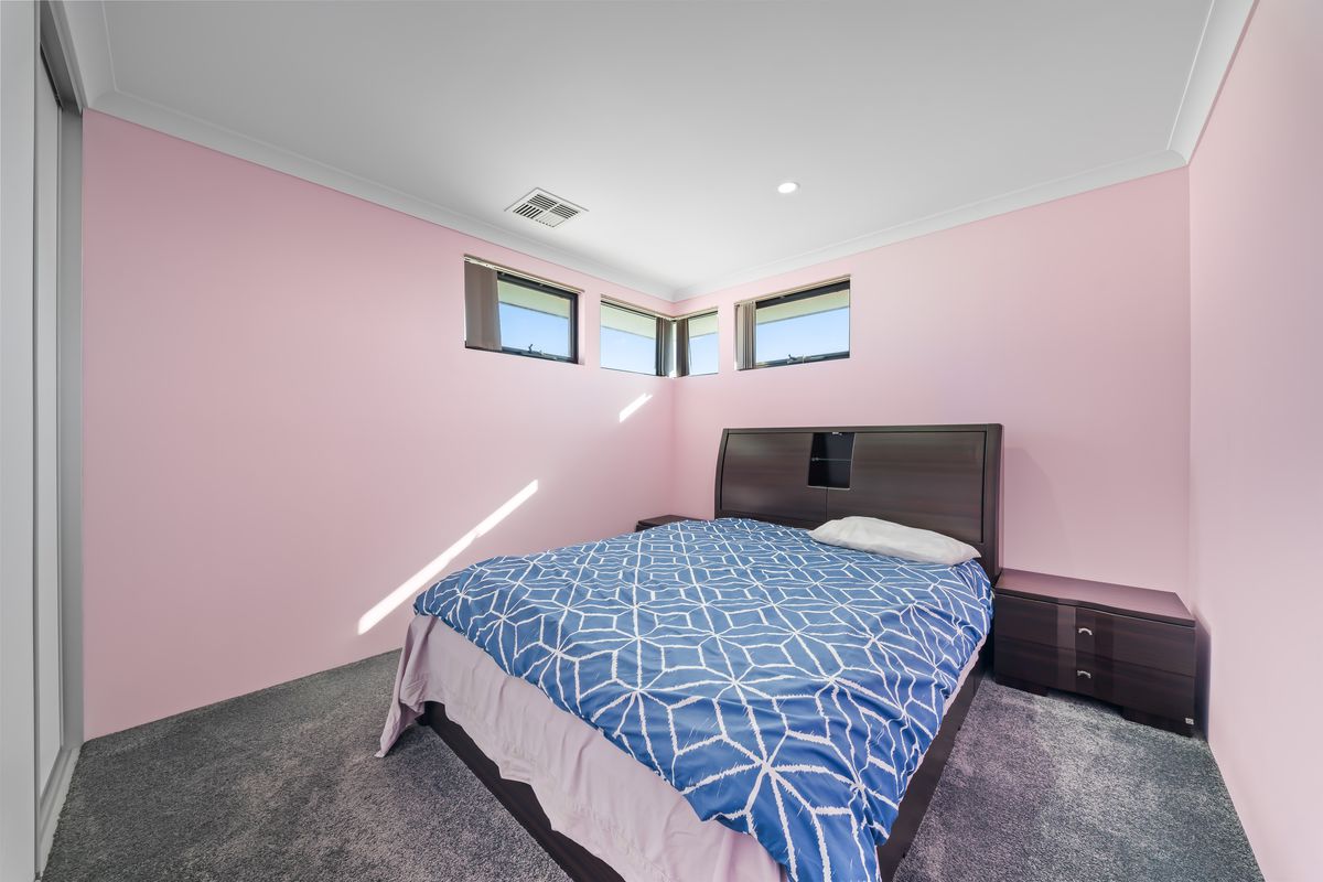 13 Eucalyptus Drive, Hammond Park