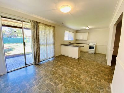 3 Oxley Circle, Dubbo