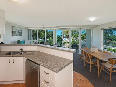 6 / 42-56 River Esplanade, Mooloolaba