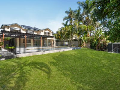 21 Tranquility Circuit, Helensvale