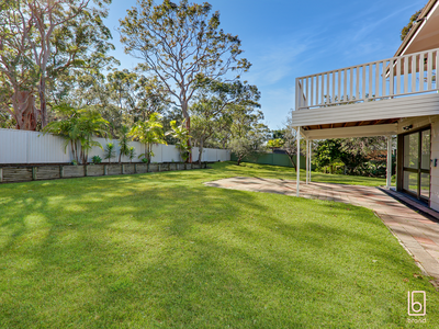 35 Eyre Crescent, San Remo