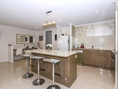 68 Leschenault Loop, Banksia Grove