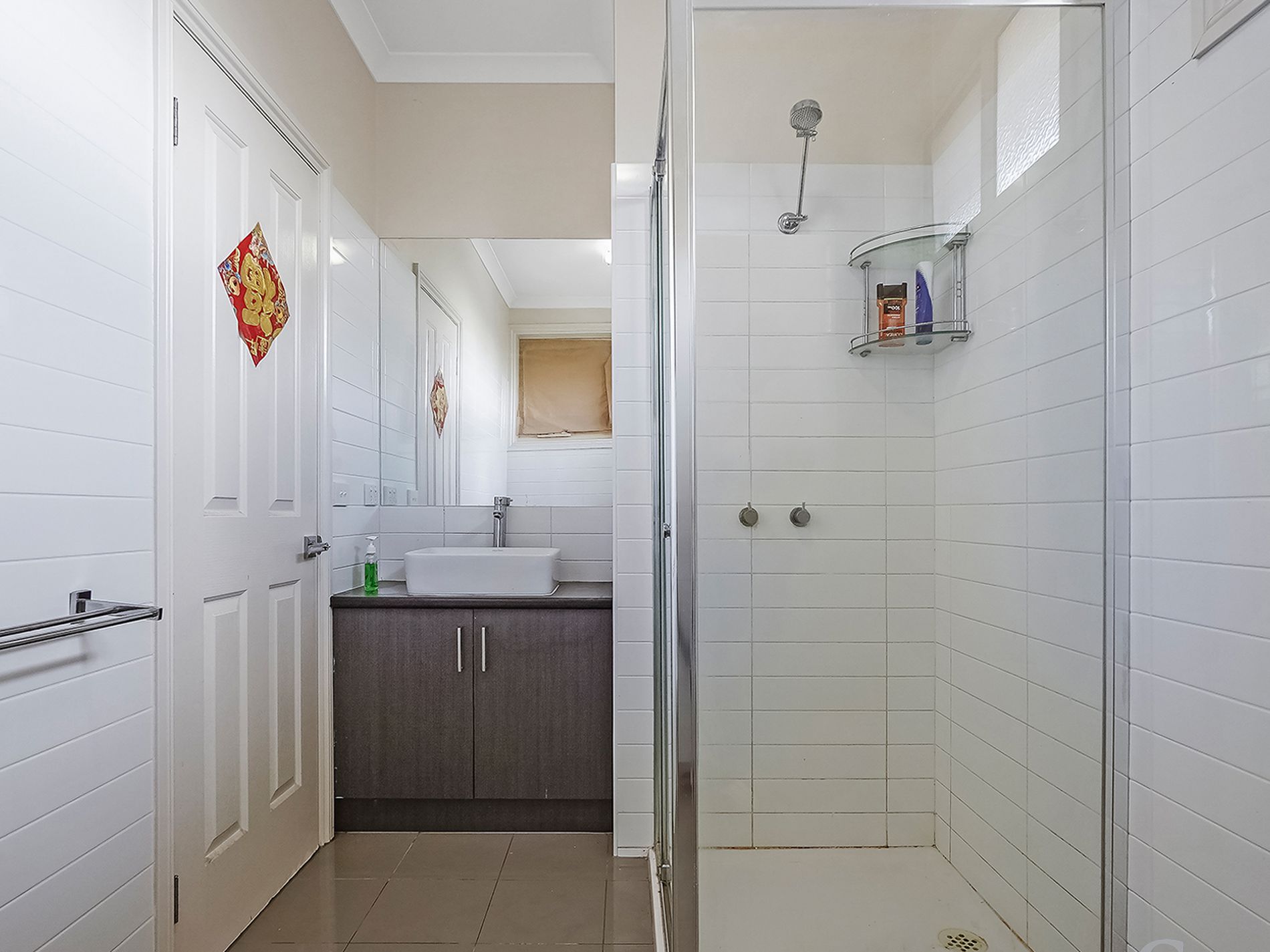 2 / 5 Risdon Drive, Notting Hill