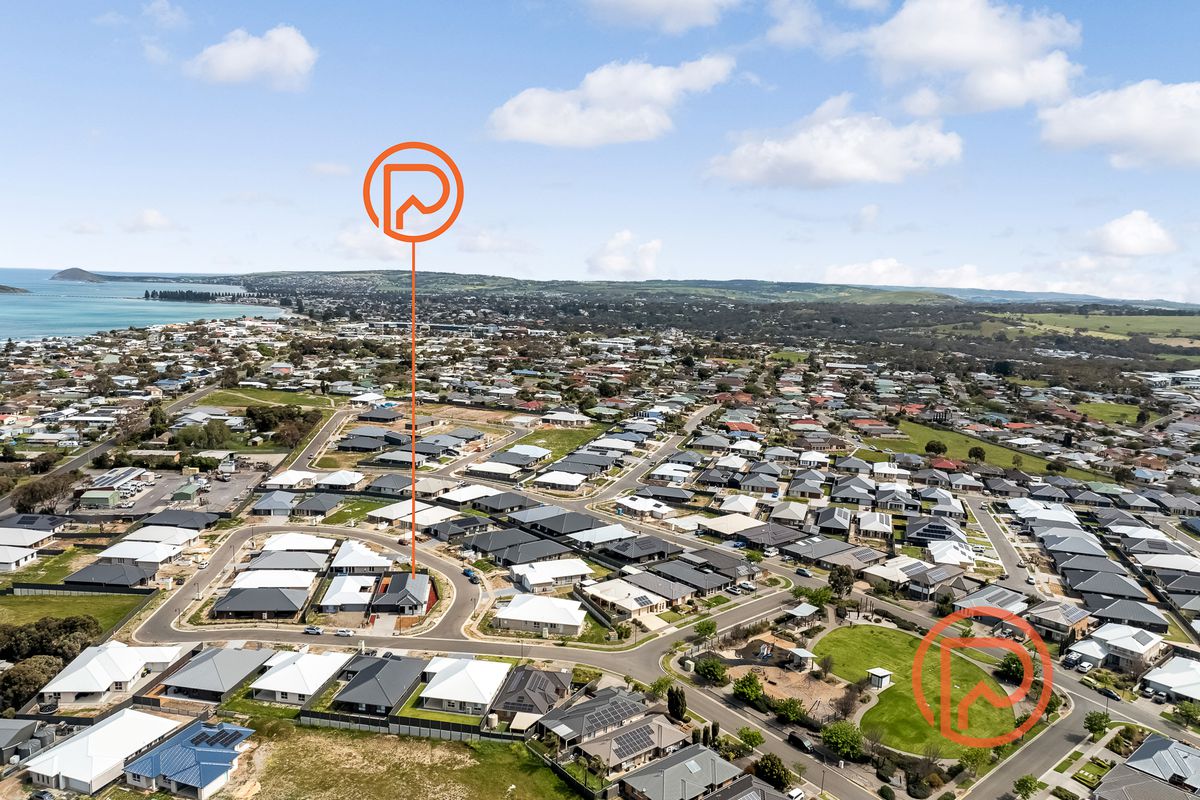 2 MINT DRIVE, Hayborough