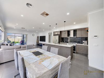 12 Cranwell Way, Wyndham Vale