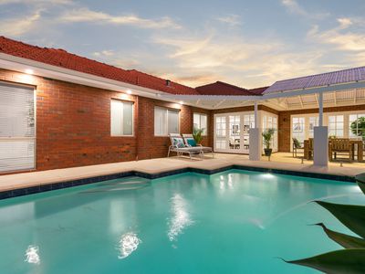 2 Craig Place, Winthrop