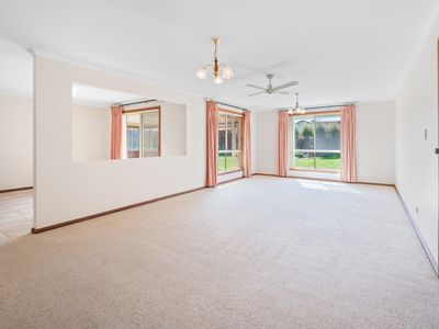 8 Heathfield Way, Mount Gambier