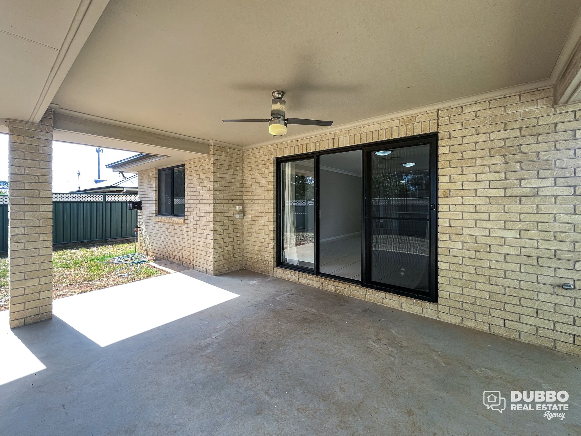 12 Glenshee Close, Dubbo