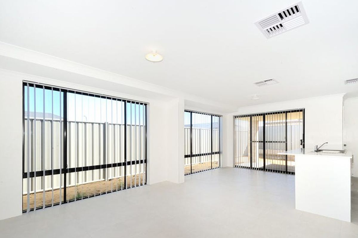 52 Portobello Parade, Wellard