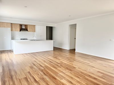 6 Corandirk Street, Mambourin