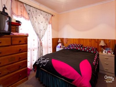 99 Ormond Road, Hampton Park