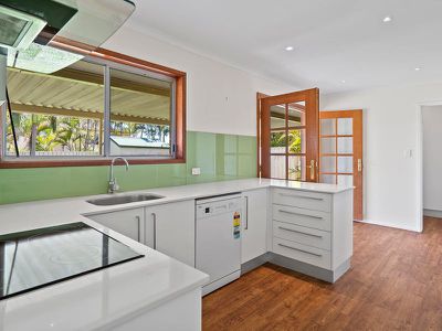 8 Deputor Street, Rochedale South