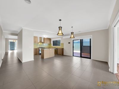 53 Haines Drive, Wyndham Vale