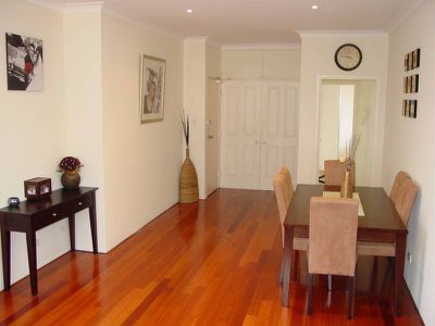 18 / 42 President Avenue, Kogarah