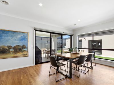 29 Swan Lake Drive, Sale
