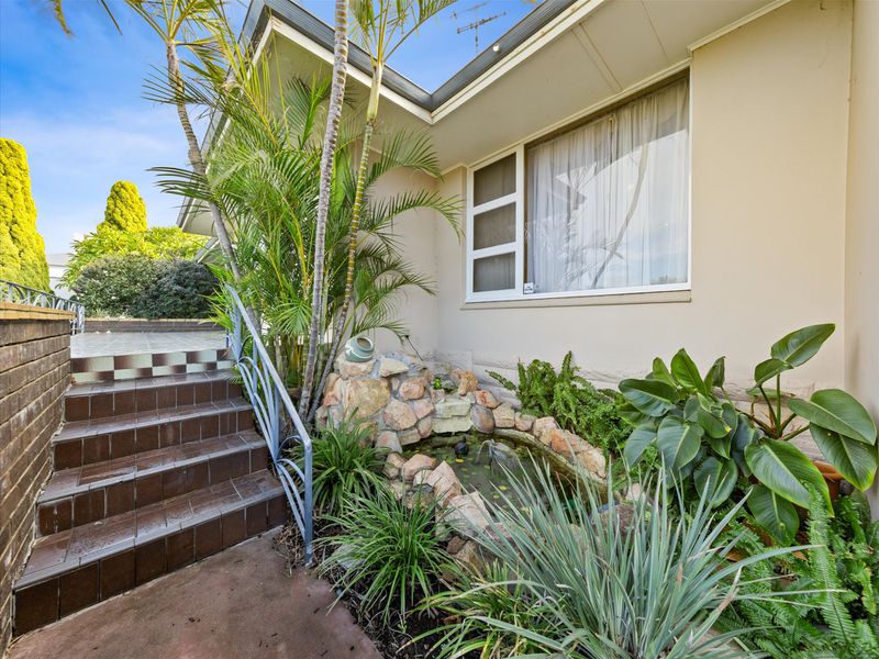 12 Barrington Street, Spearwood