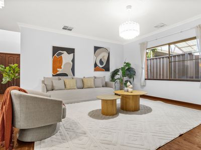 8 Heatherlea Parkway, Leeming