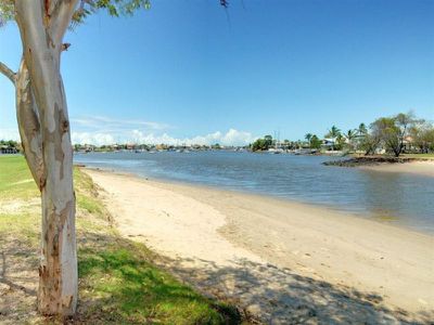 1 / 112 River Esplanade, Mooloolaba